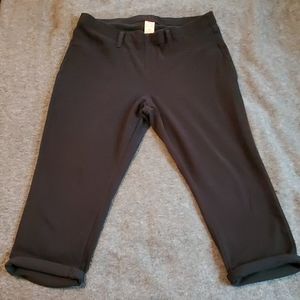 Faded Glory stretch capri pants